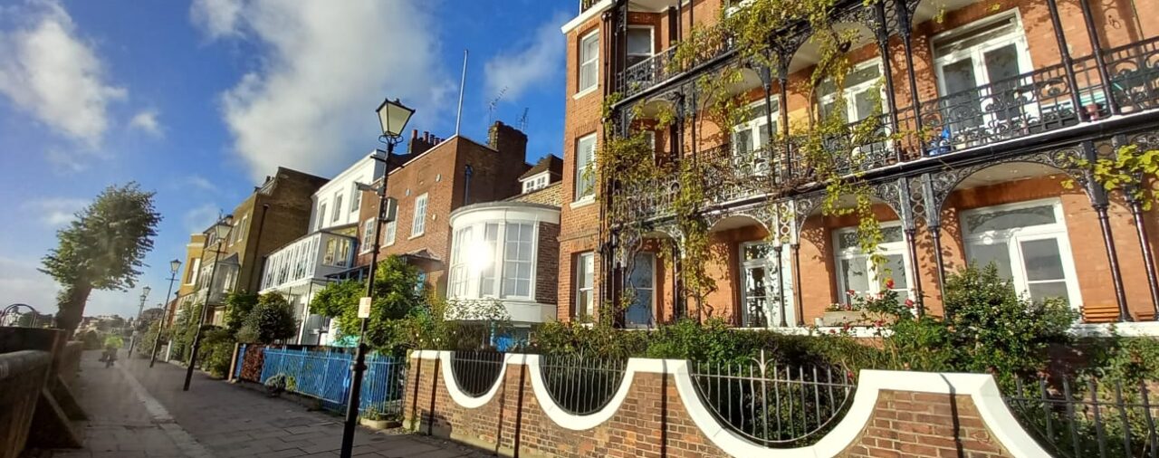 Should you be using a immigration lawyers in the UK to move?